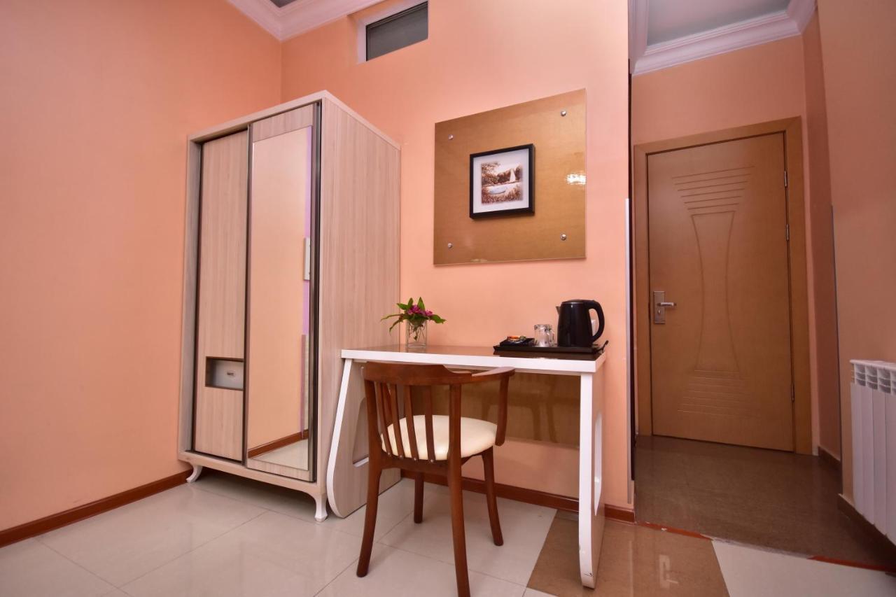 Hotel Chao Batumi Ngoại thất bức ảnh