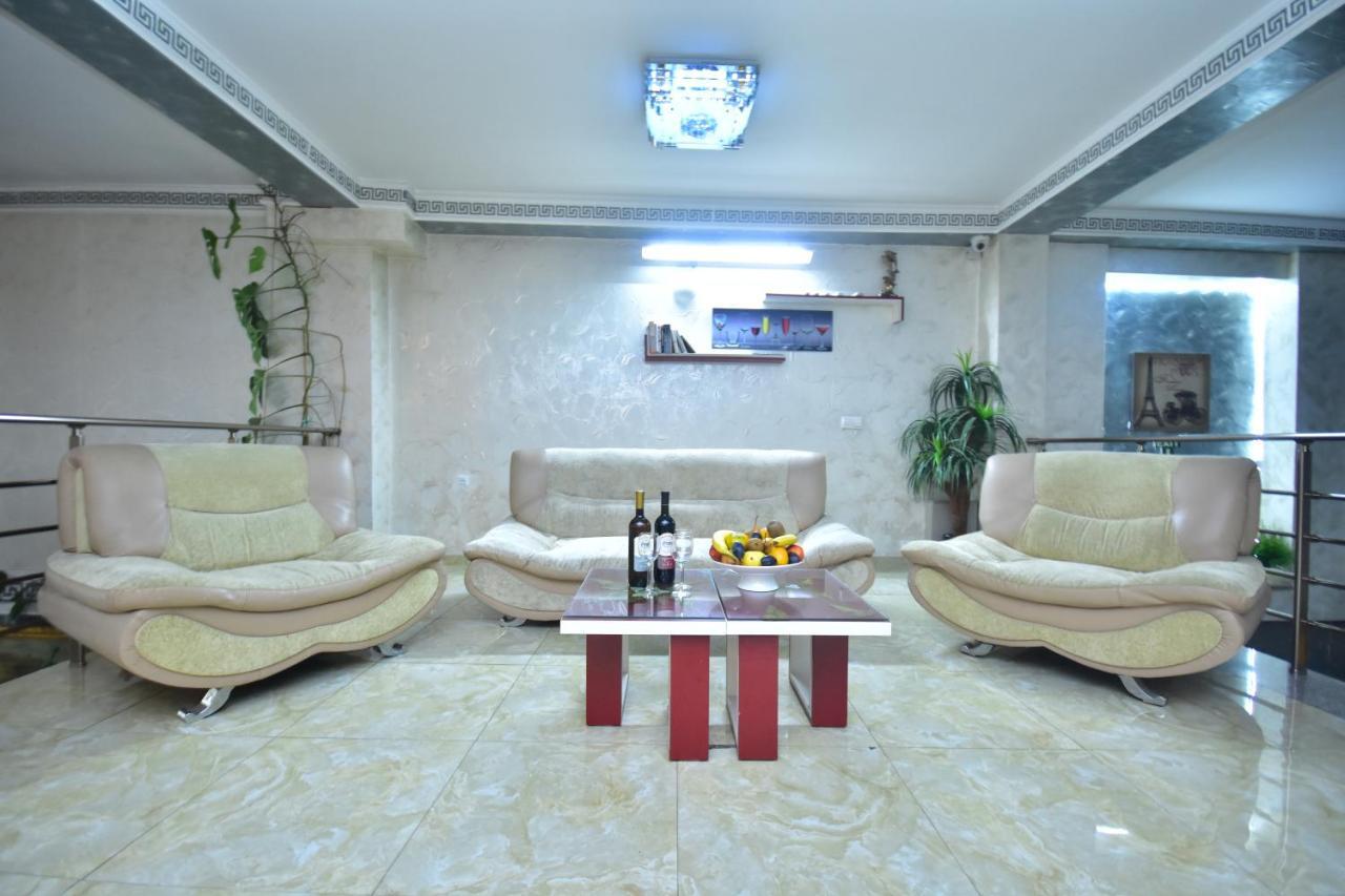 Hotel Chao Batumi Ngoại thất bức ảnh